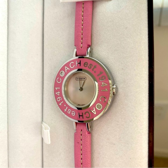 VINTAGE COACH LADIES WATCH PINK TONE EST.1941 SWISS QUARTZ - Picture 6 of 11